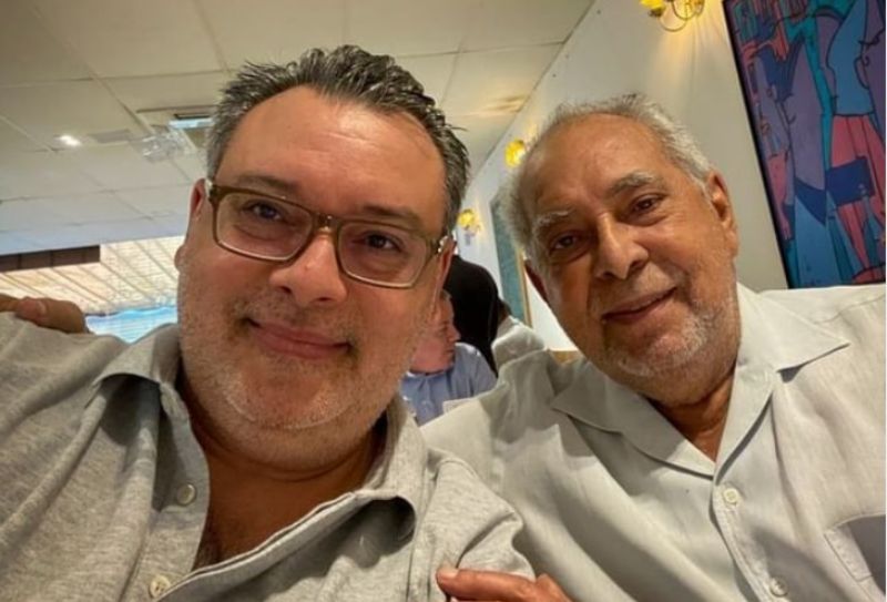 Amazonino Mendes pode ter filho como candidato a vice-governador