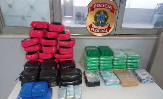 Polícia apreende mais 65 quilos de drogas dentro de barco em Tabatinga