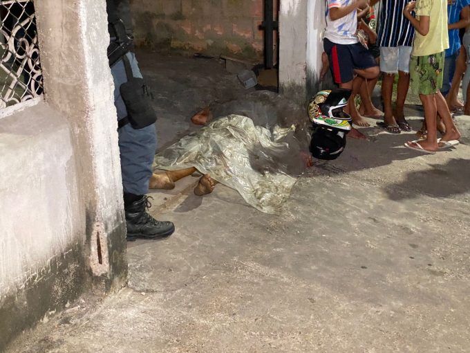 Suspeito de assaltar panificadora é morto por justiceiro na zona Leste