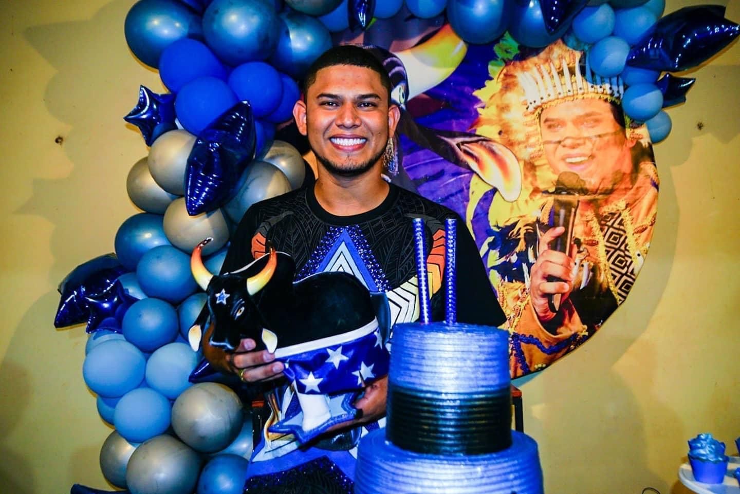 Adriana Brasil - Um aniversário porreta e com muita toada