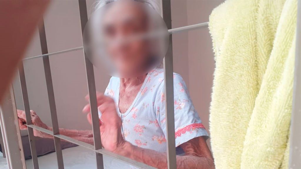 Idosa era mantida em cárcere privado dentro de casa em Manaus