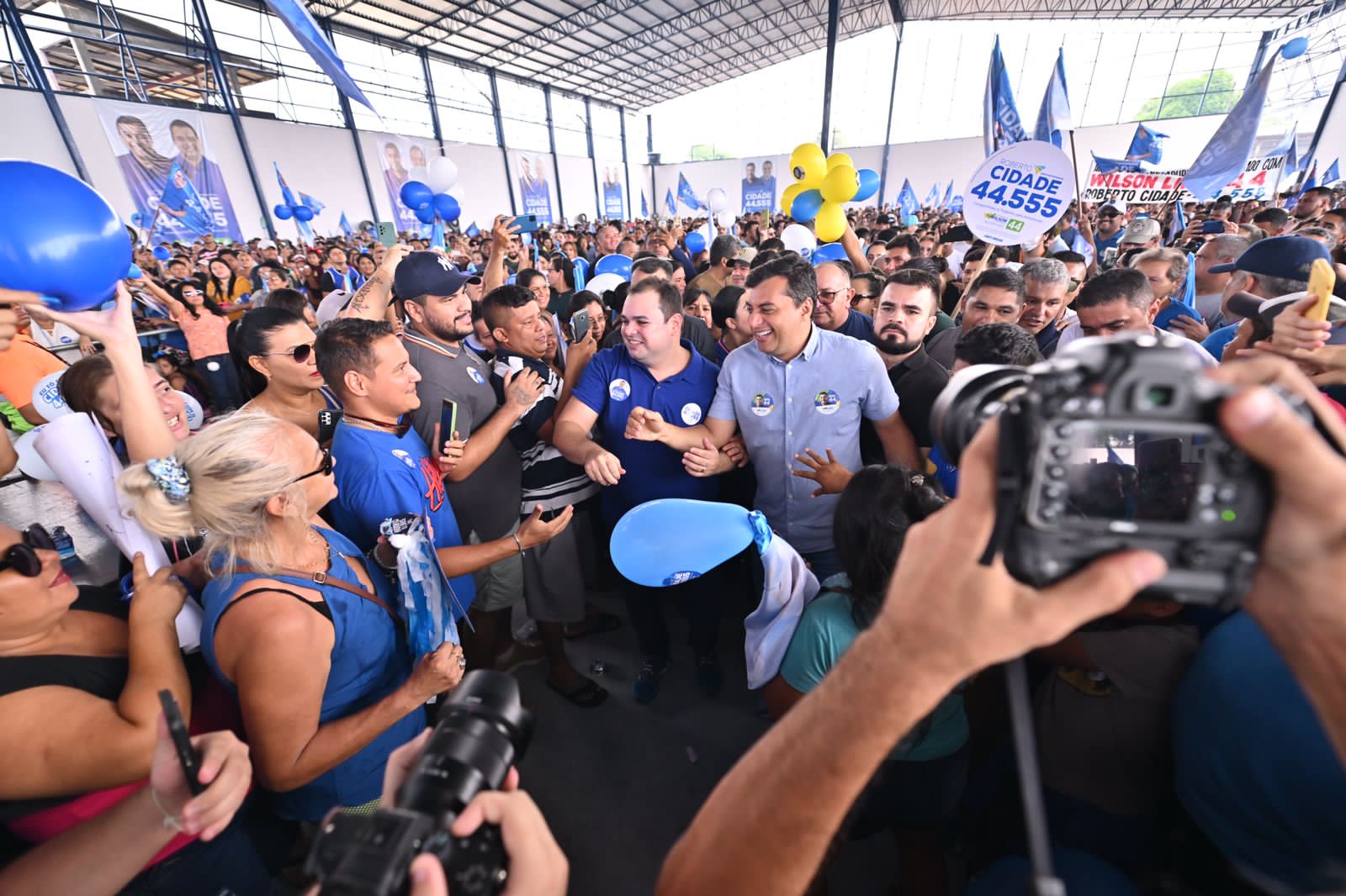 Roberto Cidade reúne multidão em lançamento de campanha à reeleição para Assembleia Legislativa