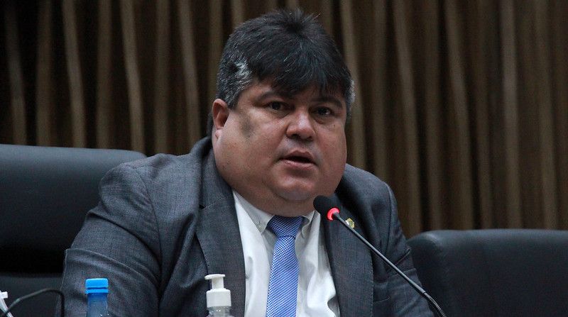 David Reis deixa mais de R$ 34 milhões de dívidas na CMM