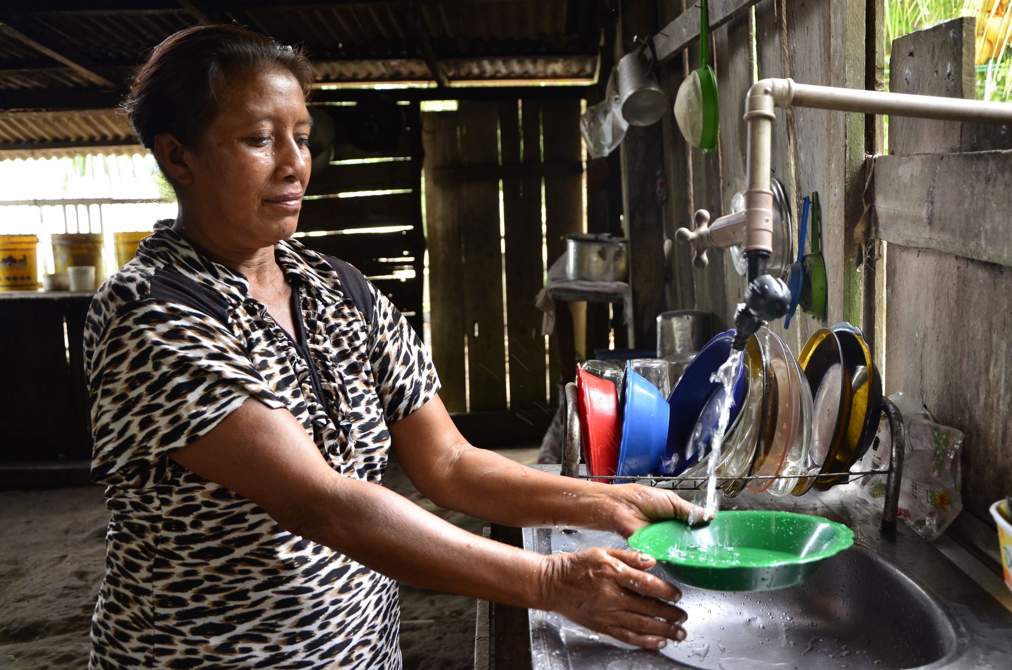 Programa facilita acesso à água tratada em comunidades ribeirinhas no Amazonas