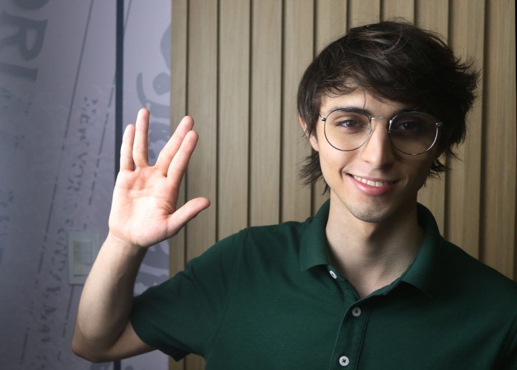 Amom é o mais jovem deputado federal eleito na história do Amazonas