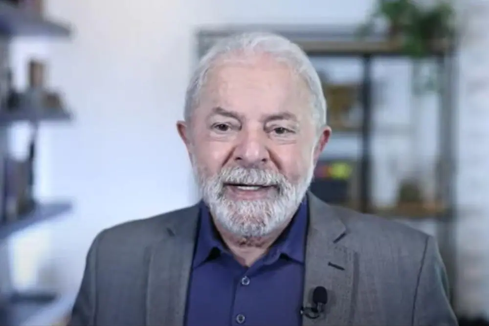 Bolsonaro tenta tirar benefícios da Zona Franca de Manaus, diz Lula