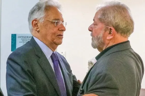 FHC anuncia apoio no segundo turno: 'Voto em Luiz Inácio Lula da Silva'