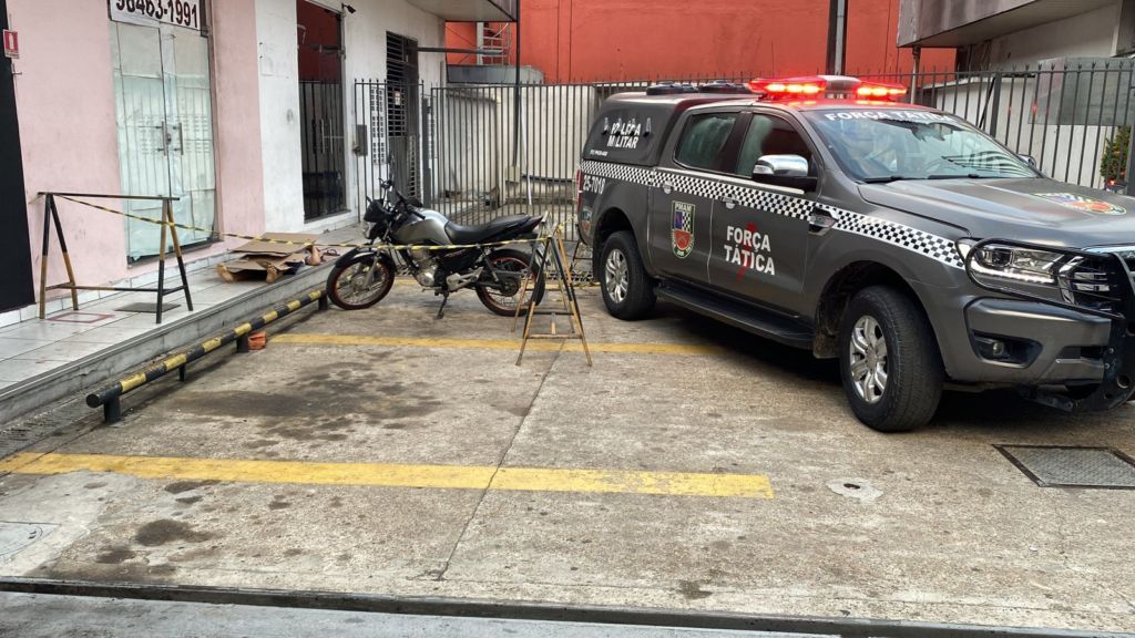Dupla é presa minutos depois de executar homem em Manaus