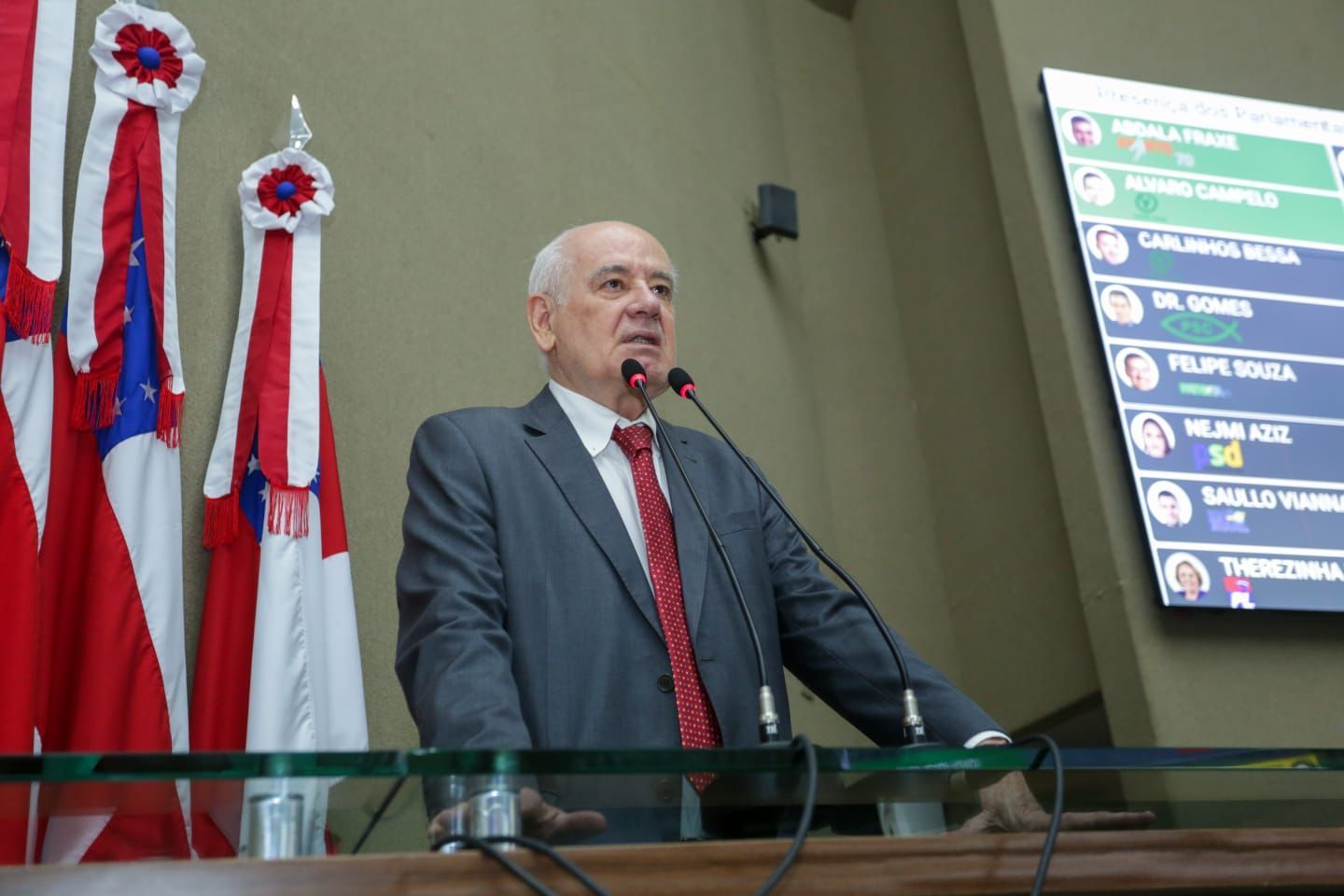 'É hora de descer do palanque e unir o país', diz Serafim sobre vitória de Lula