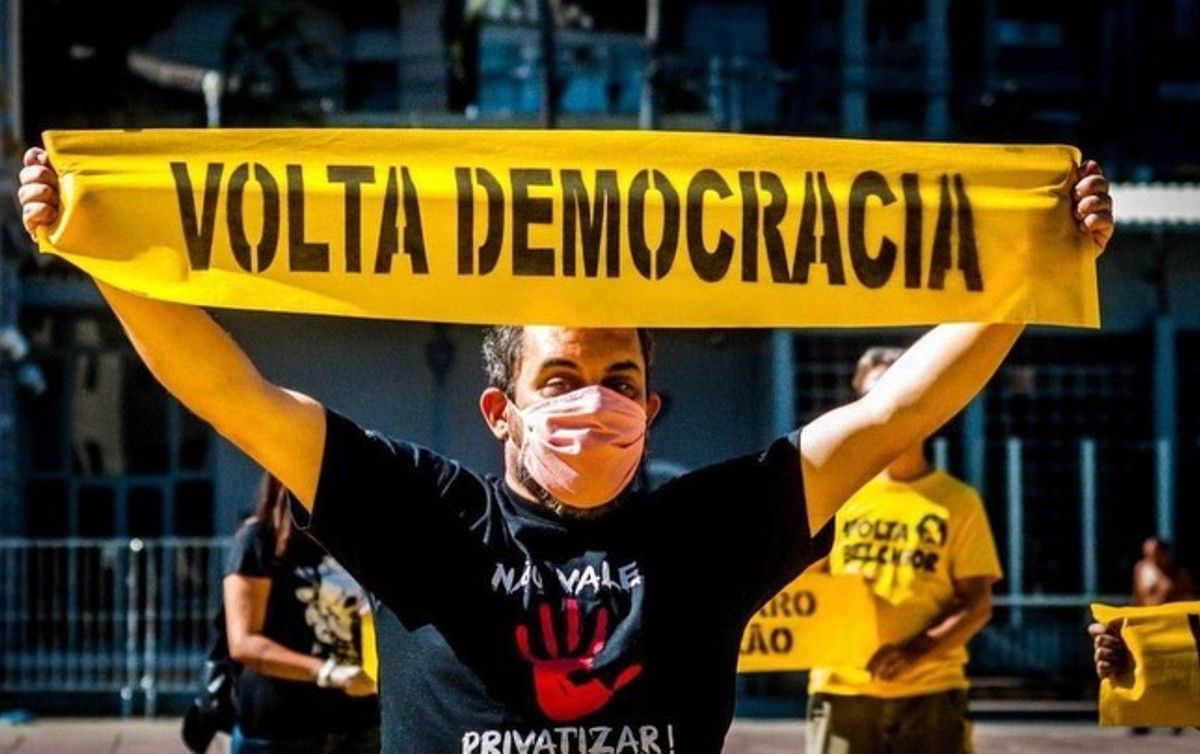 O fim da social democracia - Polarização, radicalismo e perda de valores