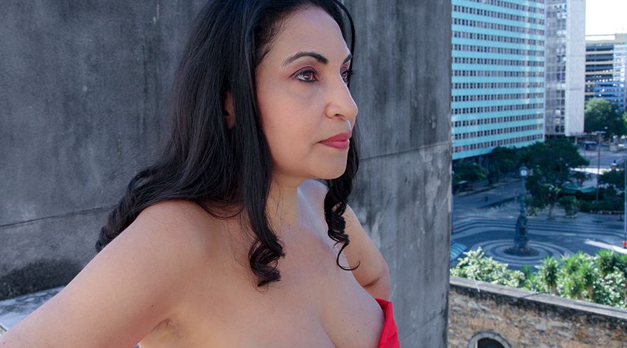 Eliana Printes reencontra cidade que ama no palco do Teatro Amazonas