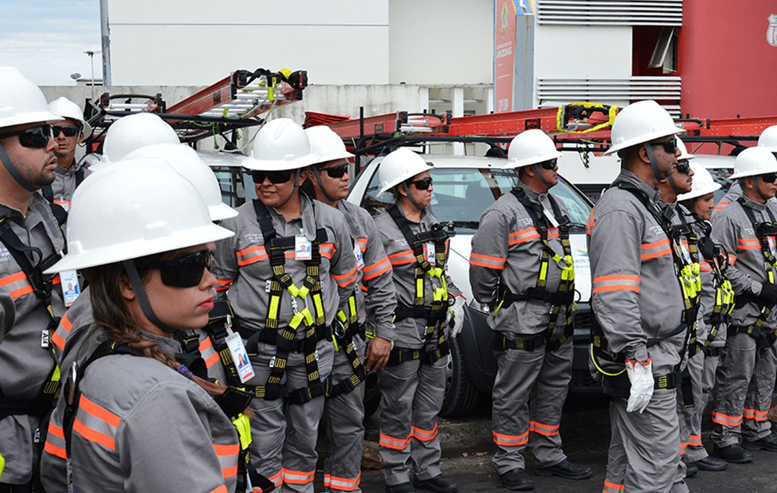 Três bairros têm serviço de energia interrompido em Manaus neste feriado