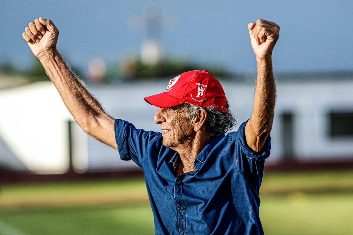 Princesa do Solimões confirma Aderbal Lana no comando em 2023
