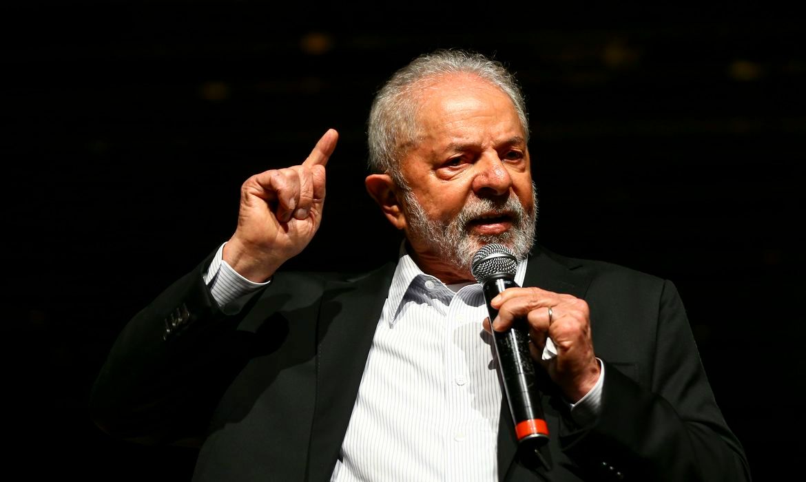 Lula deve deixar encontro com Biden para o início de 2023