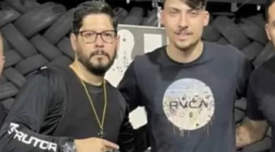 Empresário de Renan Bolsonaro é preso por fraude em compra de armas