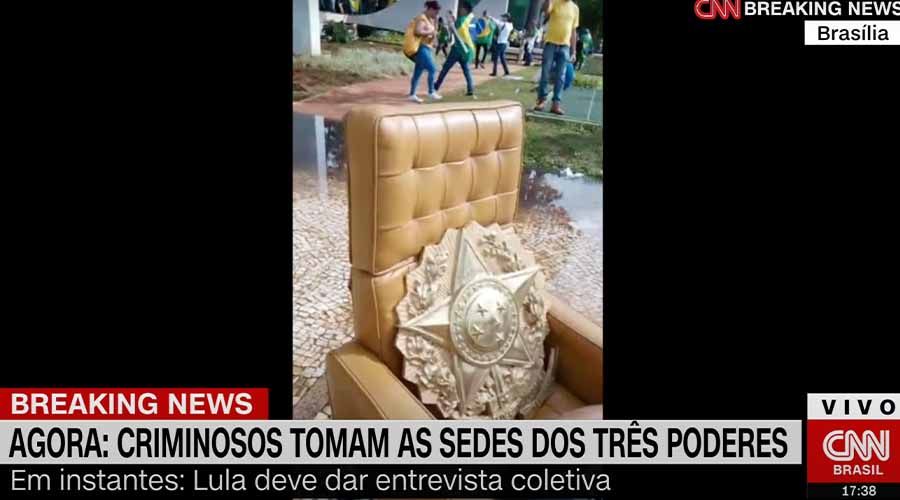 STF foi destruído e bolsonaristas arrancaram até o Brasil e cadeiras de ministros