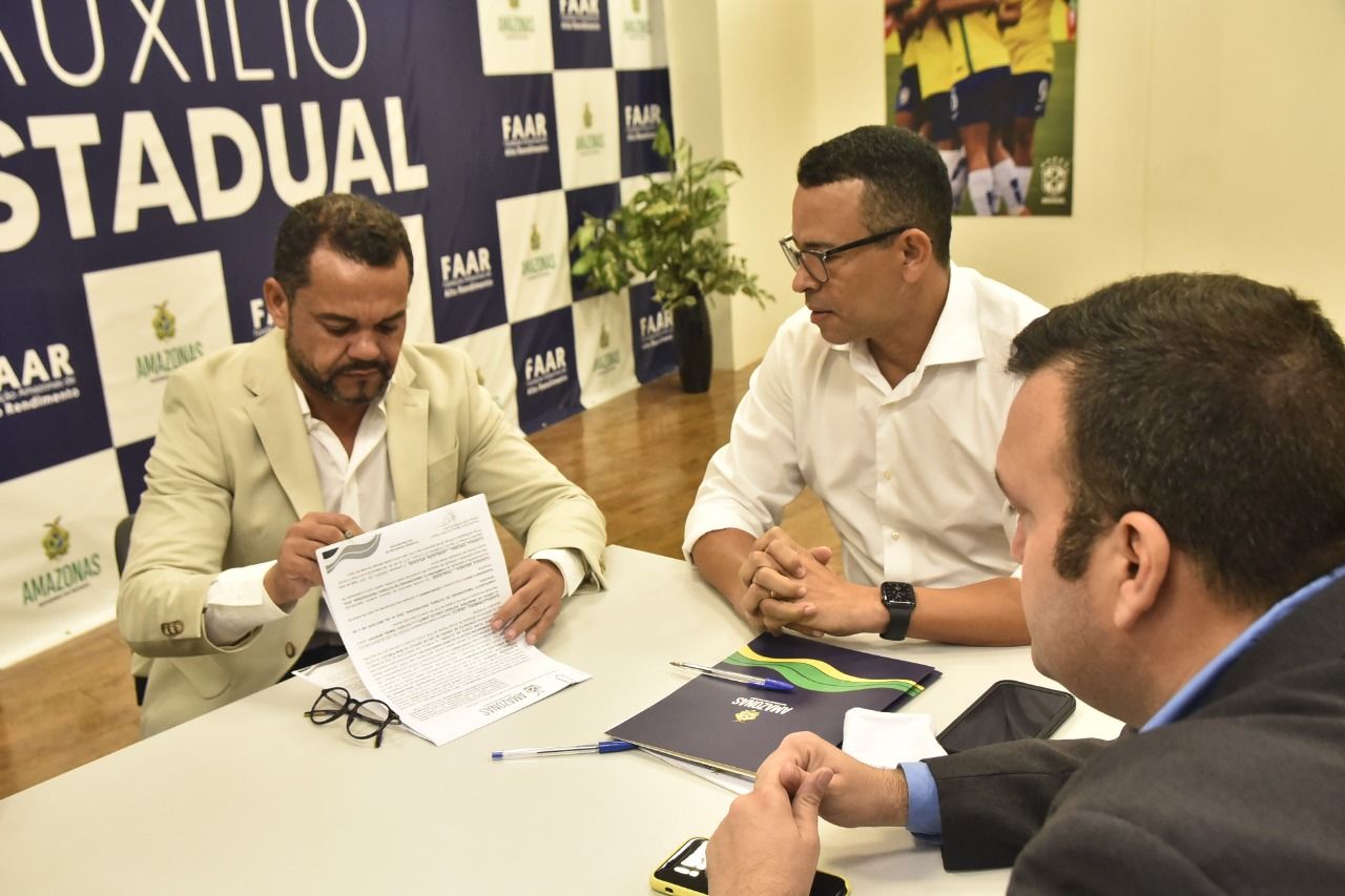 Faar e FAF assinam contrato de cessão de espaço para o Barezāo 2023