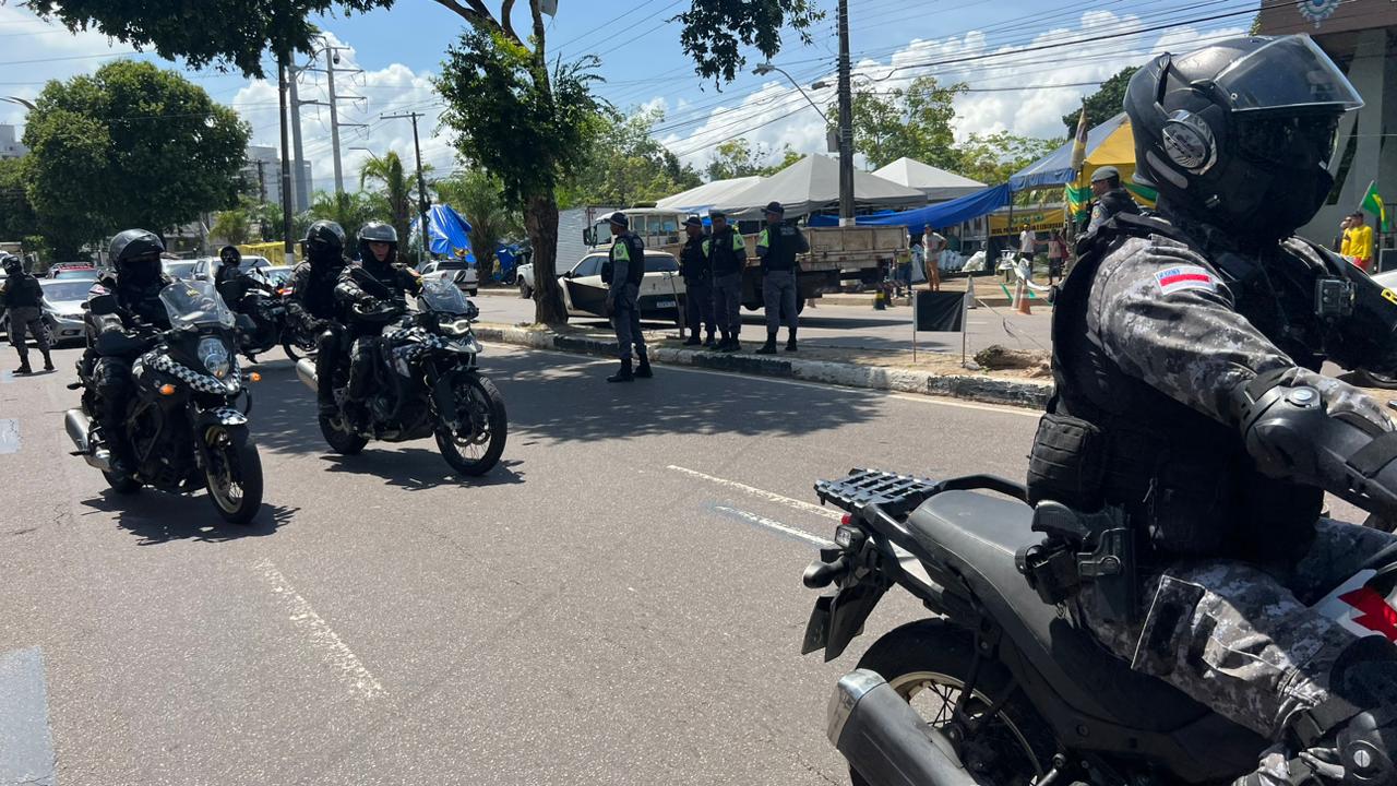 Acampamento em frente ao CMA é desmontado