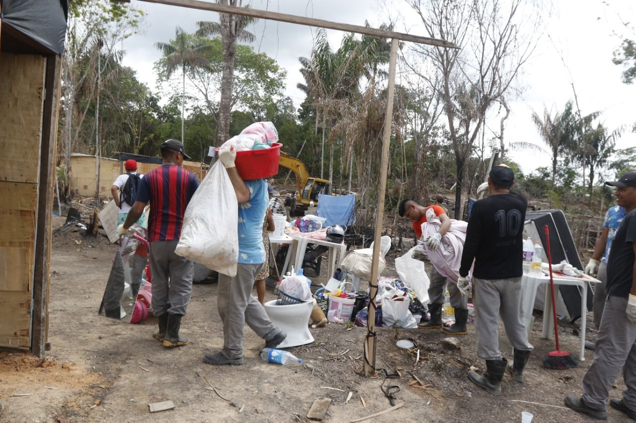 Após pedido da Defensoria, TJAM suspende reintegração de posse em Manaus