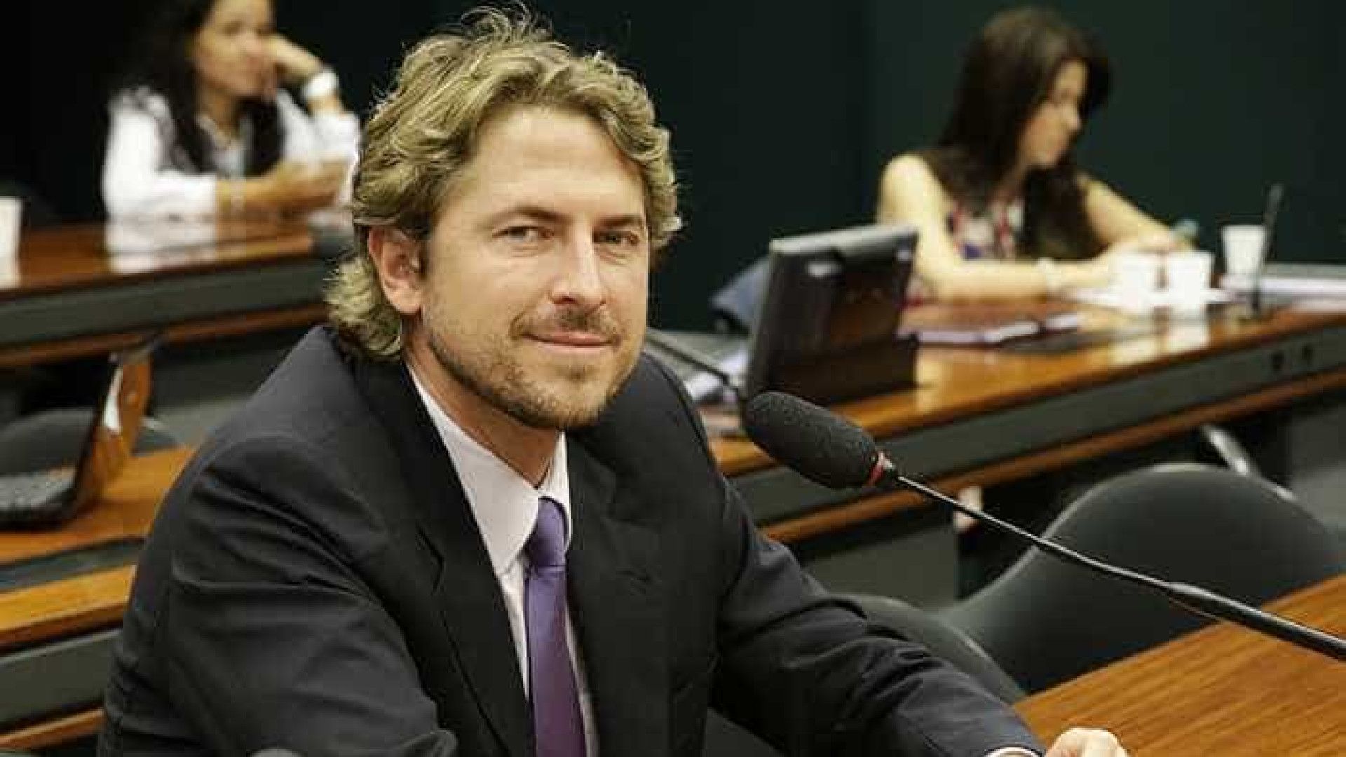 PT elege Zeca Dirceu para líder na Câmara