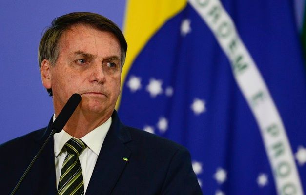 Ministro inclui minuta apreendida em ação contra Bolsonaro no TSE