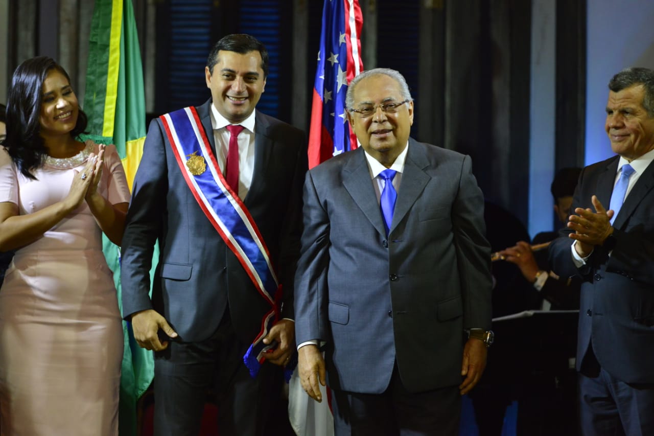 Governo do Amazonas decreta luto de sete dias por morte de Amazonino