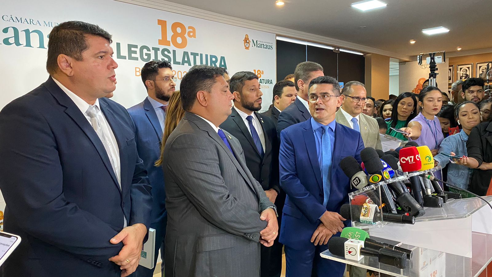 Concurso para educação e guarda municipal será lançado neste semestre, diz David Almeida