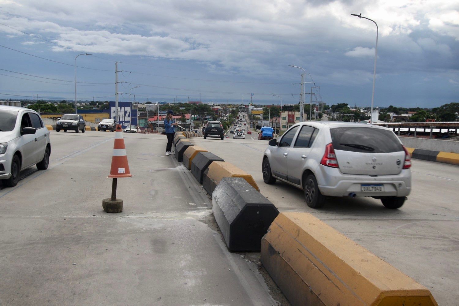 Reforma no viaduto Manoa será retomada em abril