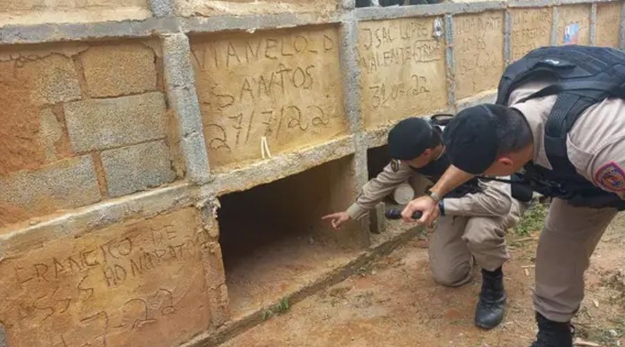 Mulher 'enterrada viva' em túmulo aponta suspeitos e revela motivo da vingança
