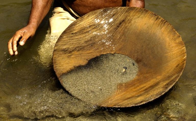 Quatro pessoas são presas por garimpo ilegal no AM