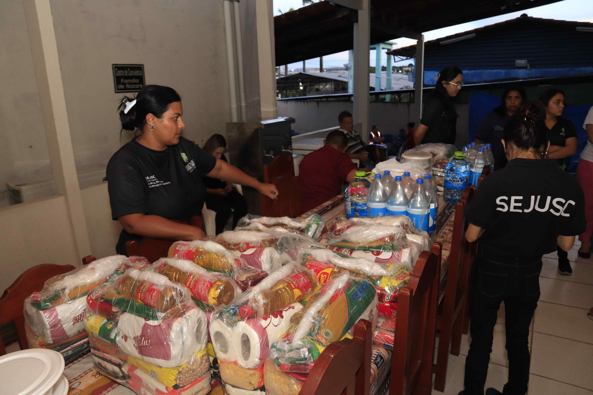 Auxílio-moradia começa a ser pago a desabrigados por chuva na Manaus 2000