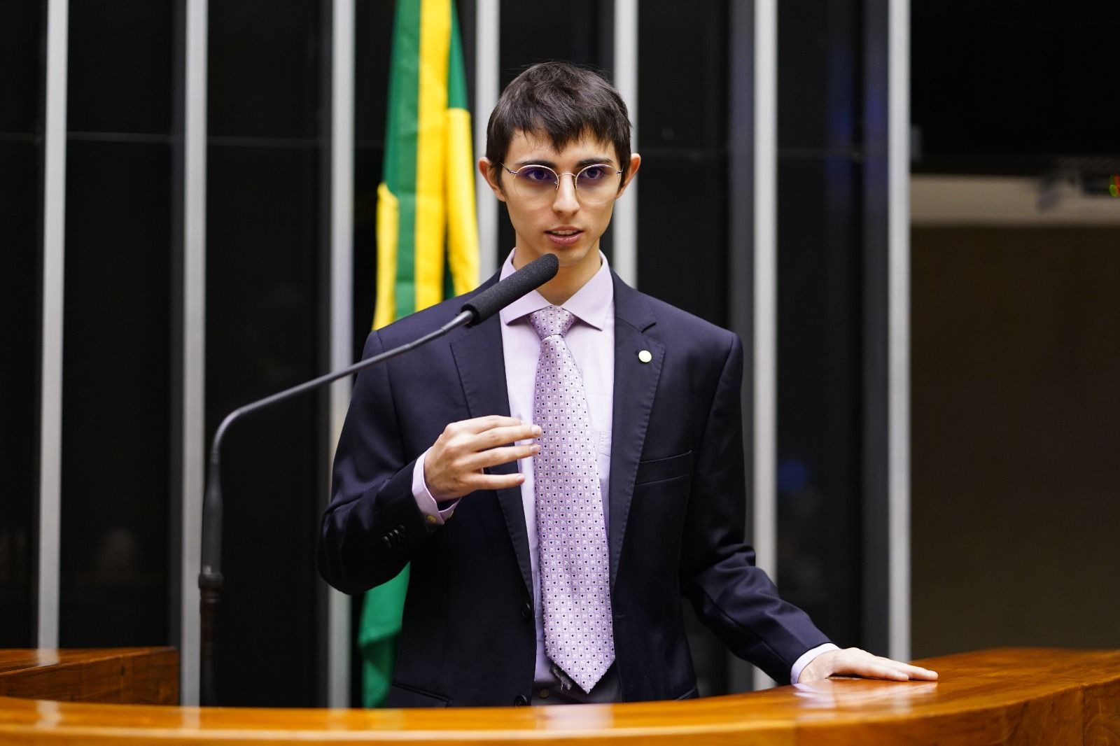 Amom propõe isenção de IR a aposentados com fibromialgia e doenças crônicas e autoimunes graves