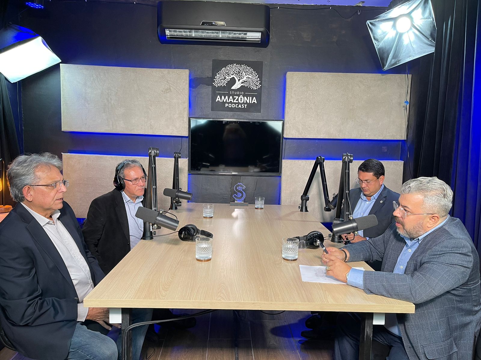 Corecon-AM solicita revisão de incentivos para 120 empresas no estado