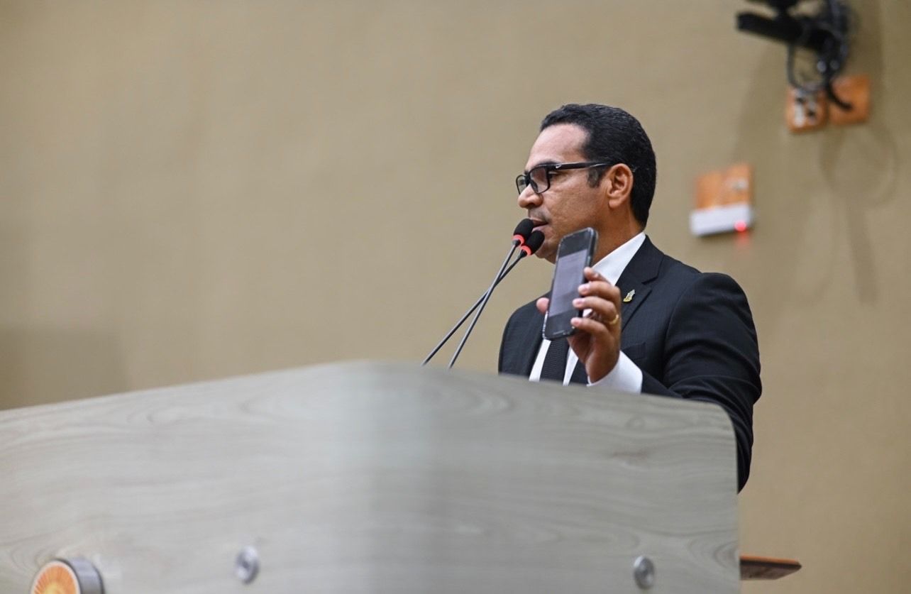 Jaildo Oliveira denuncia cobrança irregular do Zona Azul em frente à residências, escolas e faculdades
