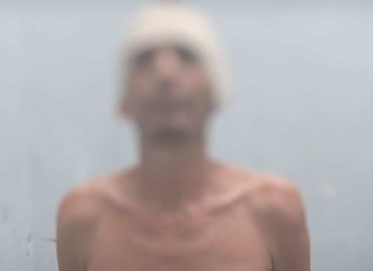 Mãe é agredida pelo filho ao negar dinheiro para compra de drogas em Manaus