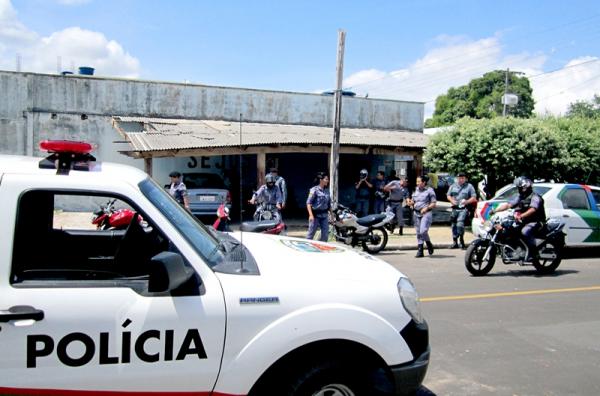 Prisão de Parintins amanhece com ânimos exaltados