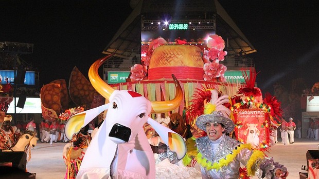 Garantido tira sarro do rival no 1º de abril