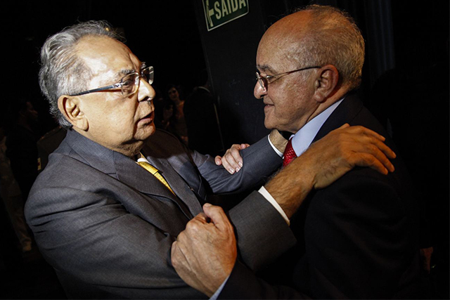 Amazonino já está em Manaus articulando eleição