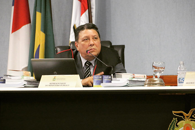 MPC pede que governo comece a transição