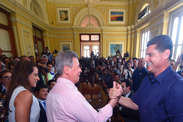 Arthur anuncia reforma e cria pastas. Veja como ficou