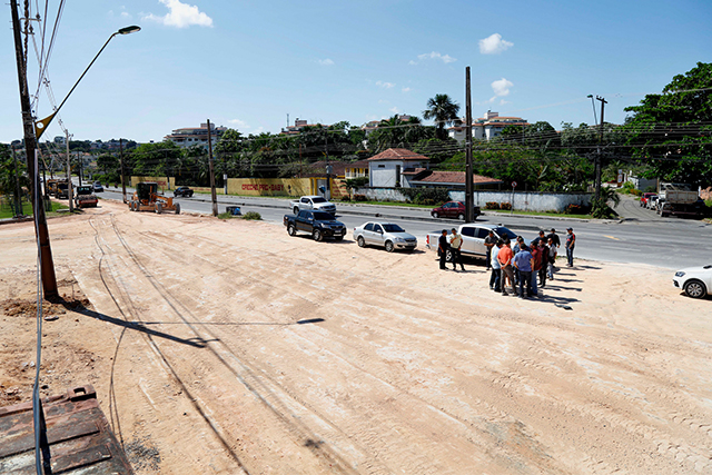 Av. Nilton Lins ganhará alças de retorno