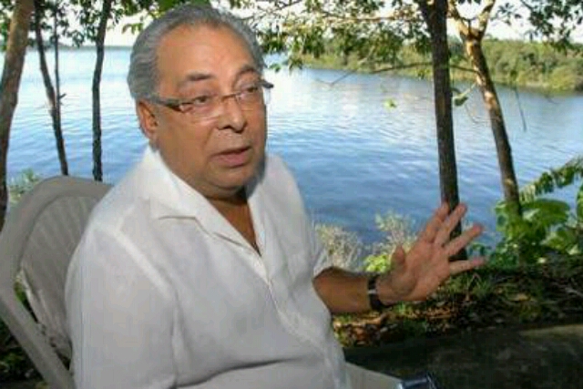 Amazonino está internado com problemas renais