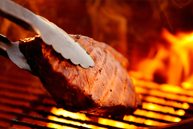 &#8216;Taxa de desperdício&#8217; em rodízios está proibida em Manaus