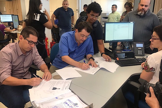 Braga vai ao TRE e fala sobre UEA e novo aeroclube