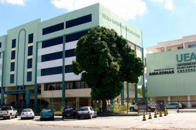 UEA promove debate entre candidatos