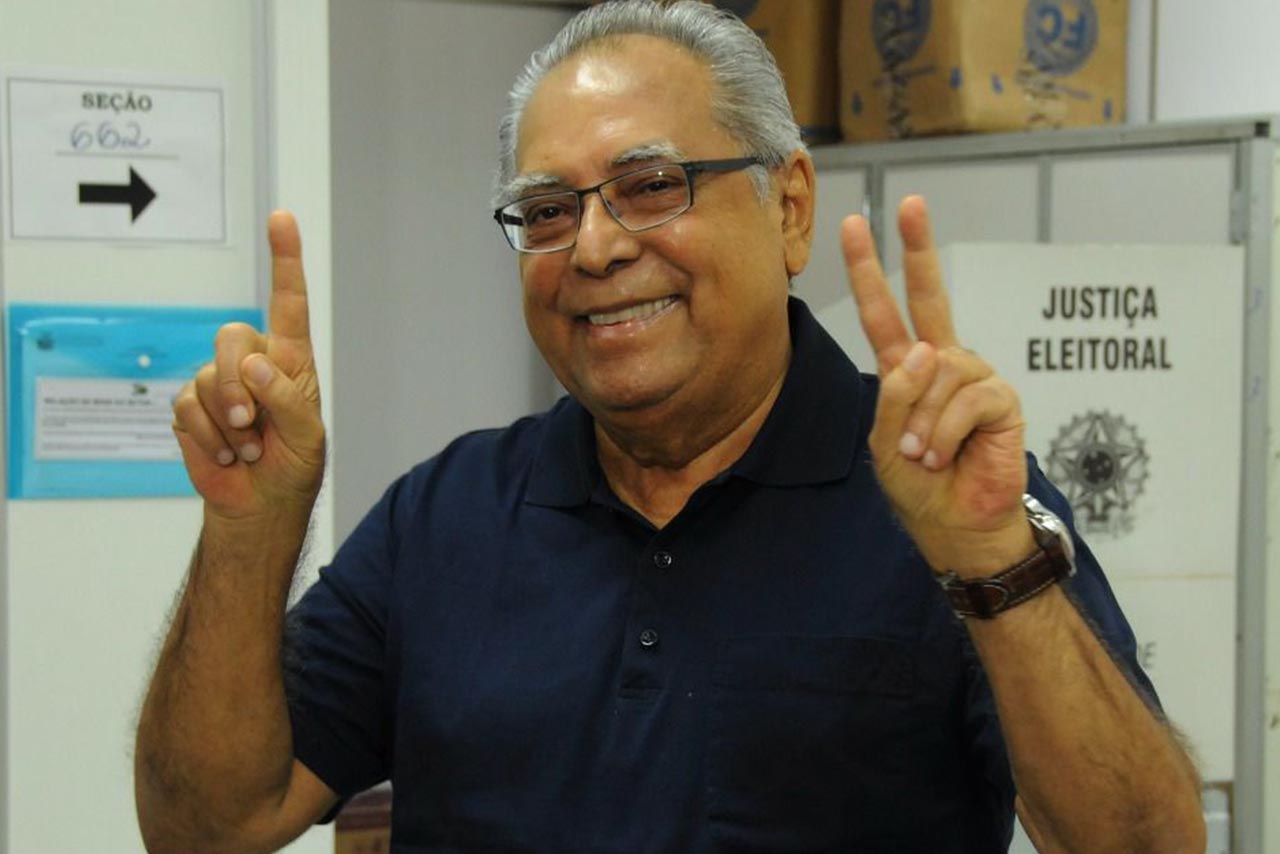 Amazonino dispara na frente, diz pesquisa