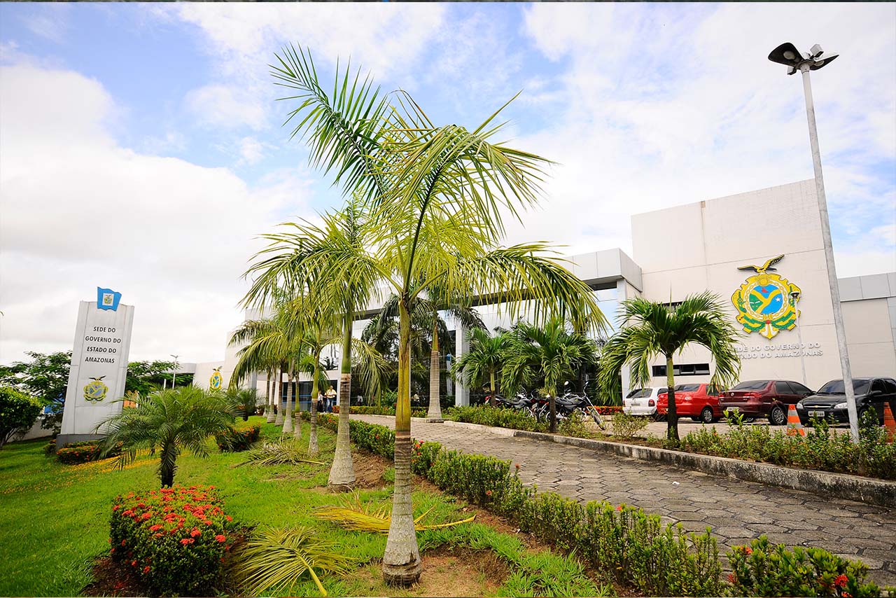 Amazonino indica comissão de transição. Saiba os nomes