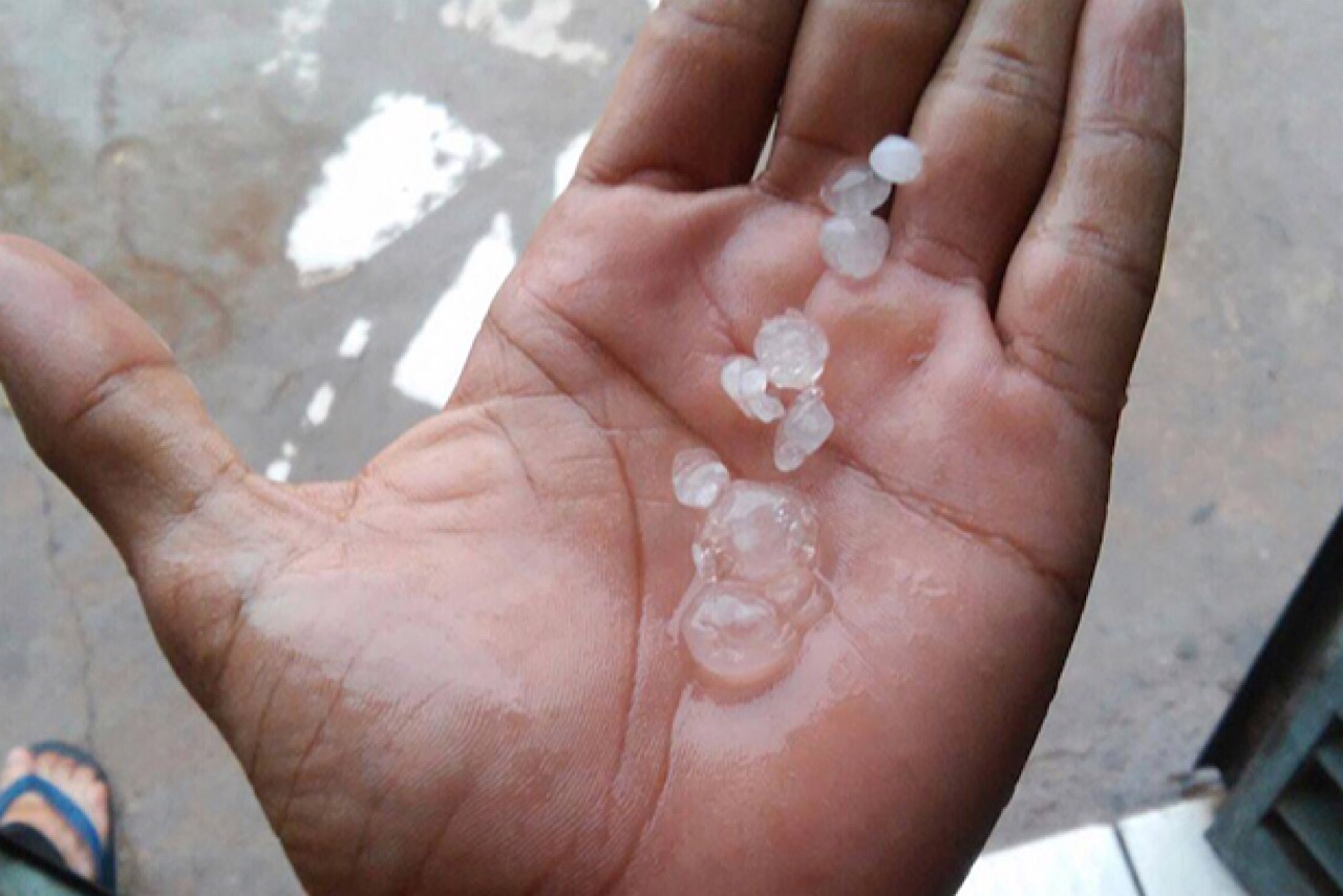 Chuva de granizo assusta moradores de Manicoré