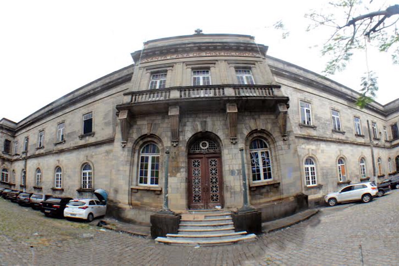 Bens de Melo são bloqueados por &#8220;zombar da população&#8221;