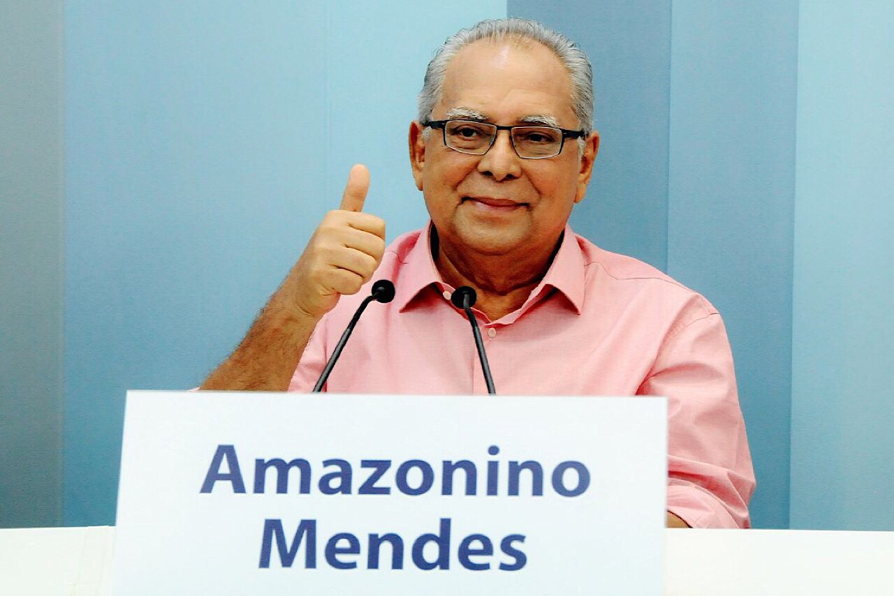 Amazonino não vai ao debate da TV Amazonas